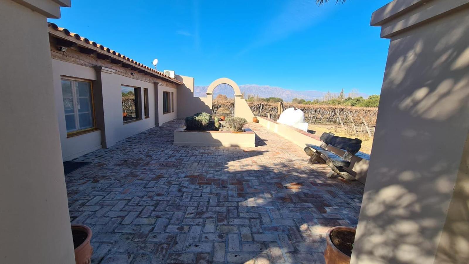 Hotel El Porvenir Wine